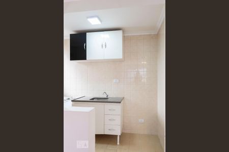 Cozinha de kitnet/studio para alugar com 1 quarto, 35m² em Bigorrilho, Curitiba