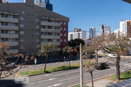 Vista da Sala de kitnet/studio para alugar com 1 quarto, 35m² em Bigorrilho, Curitiba