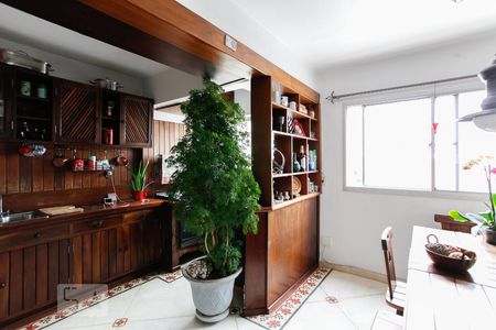 Apartamento à venda com 120m², 2 quartos e 1 vagaSala