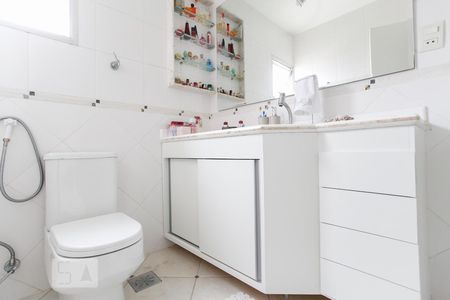 Apartamento à venda com 120m², 2 quartos e 1 vagaBanheiro 