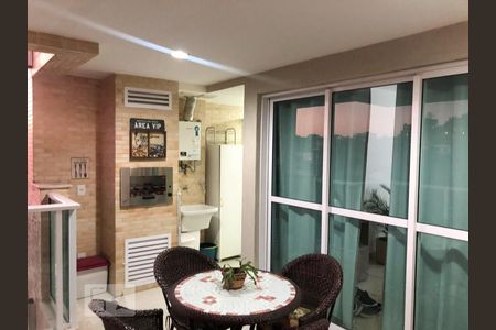 Apartamento à venda com 69m², 2 quartos e 1 vagaVaranda Gourmet