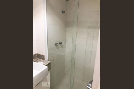 Apartamento à venda com 69m², 2 quartos e 1 vagaBanheiro Social