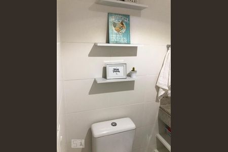 Apartamento à venda com 69m², 2 quartos e 1 vagaBanheiro Social