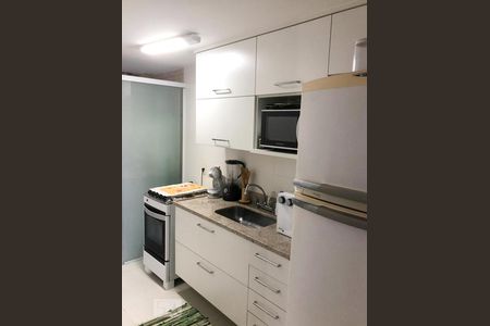 Apartamento à venda com 69m², 2 quartos e 1 vagaCozinha