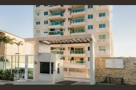 Apartamento à venda com 69m², 2 quartos e 1 vagaEntrada - Condomínio