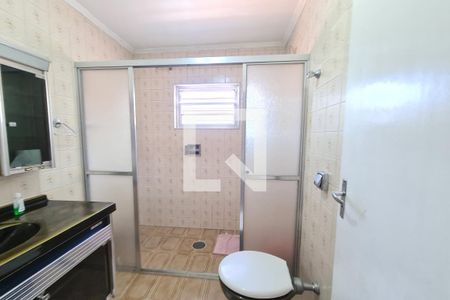 Banheiro 2 de casa à venda com 2 quartos, 110m² em Cidade Continental, São Paulo