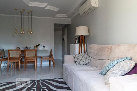 Apartamento à venda com 98m², 3 quartos e 2 vagasSala com Sacada