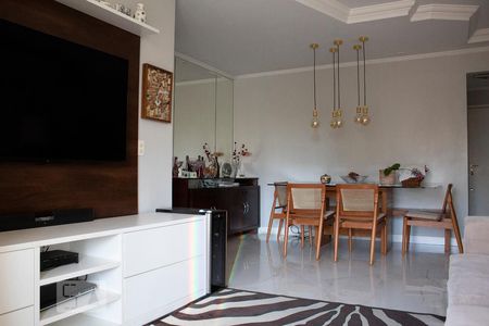 Apartamento à venda com 98m², 3 quartos e 2 vagasSala com Sacada