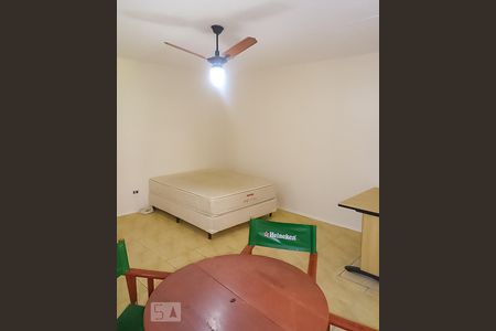 Sala/Quarto/Cozinha de kitnet/studio à venda com 1 quarto, 31m² em Santa Tereza, Porto Alegre