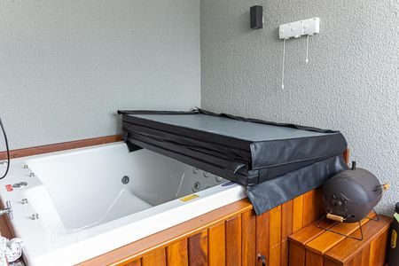 Studio à venda com 76m², 1 quarto e 1 vagaJacuzi - Mezanino 