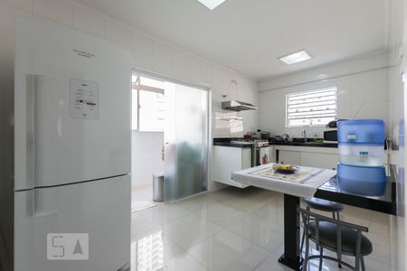Cozinha de apartamento à venda com 2 quartos, 80m² em Vila Mariana, São Paulo