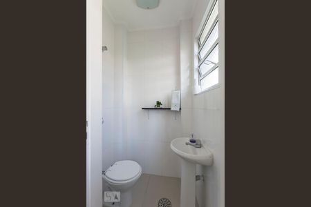 Apartamento à venda com 80m², 2 quartos e sem vagaBanheiro de serviço