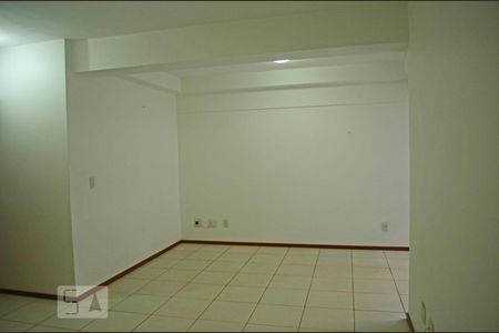 Sala de apartamento para alugar com 3 quartos, 146m² em Taguatinga Sul (taguatinga), Brasília