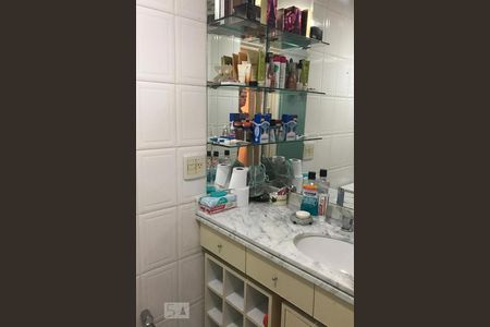 Banheiro 1 de apartamento à venda com 3 quartos, 131m² em Parque da Mooca, São Paulo