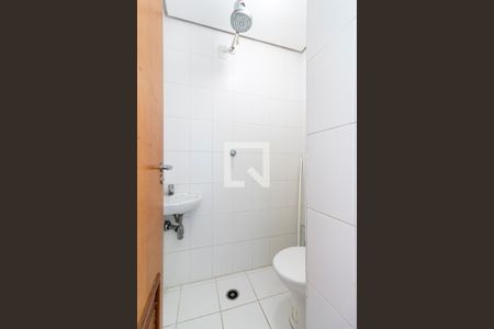 Apartamento para alugar com 75m², 3 quartos e 1 vaga Apartamento para alugar com 75m², 3 quartos e 1 vagaBanheiro de Serviço