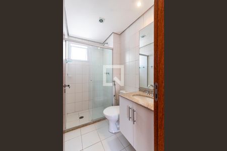 Apartamento para alugar com 75m², 3 quartos e 1 vaga Apartamento para alugar com 75m², 3 quartos e 1 vagaBanheiro da Suíte