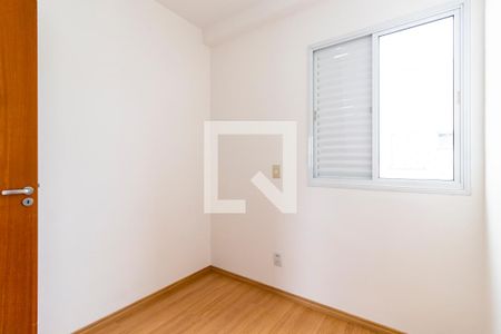 Quarto 1 de apartamento para alugar com 3 quartos, 75m² em Vila Firmiano Pinto, São Paulo