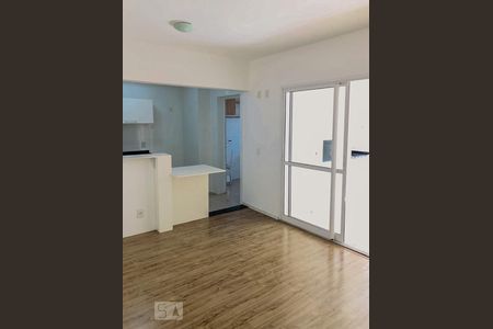 Apartamento para alugar com 79m², 2 quartos e 1 vagaSala