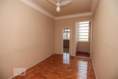 Sala de apartamento para alugar com 3 quartos, 62m² em Todos Os Santos, Rio de Janeiro