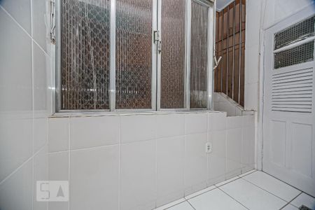 Apartamento à venda com 70m², 2 quartos e 1 vagaÁrea de Serviço