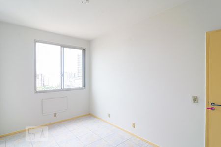 Apartamento à venda com 120m², 2 quartos e 1 vaga Apartamento à venda com 120m², 2 quartos e 1 vagaQuarto 2