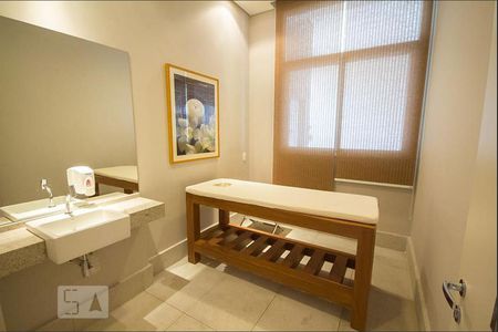 Apartamento para alugar com 67m², 1 quarto e 1 vaga Apartamento para alugar com 67m², 1 quarto e 1 vagaSpa