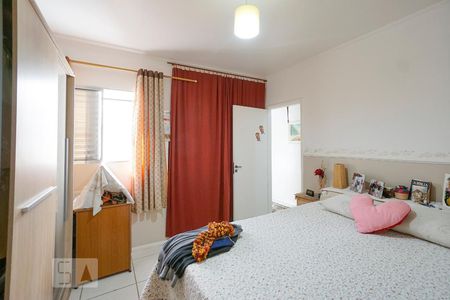 Quarto 01 de apartamento para alugar com 2 quartos, 109m² em Vila Bertioga, São Paulo