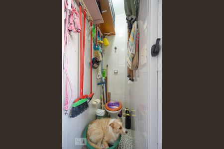 Apartamento para alugar com 109m², 2 quartos e sem vaga Apartamento para alugar com 109m², 2 quartos e sem vagaBanheiro de serviço