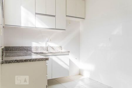 Cozinha de casa para alugar com 2 quartos, 100m² em Pitangueiras, Rio de Janeiro