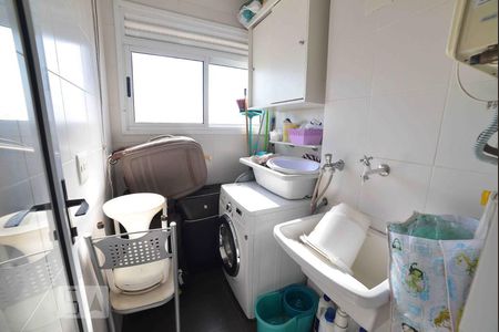 Apartamento para alugar com 75m², 2 quartos e 1 vaga Apartamento para alugar com 75m², 2 quartos e 1 vagaArea de Serviço