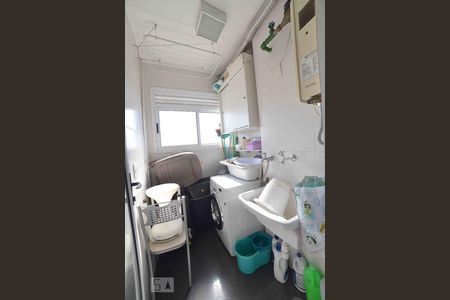 Apartamento para alugar com 75m², 2 quartos e 1 vaga Apartamento para alugar com 75m², 2 quartos e 1 vagaArea de Serviço