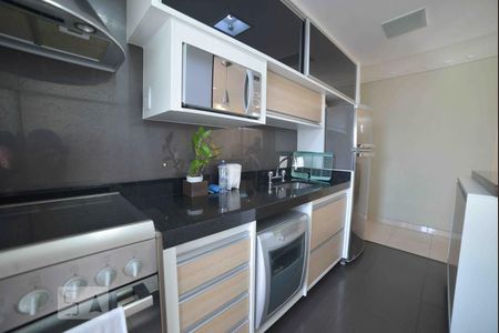 Apartamento para alugar com 75m², 2 quartos e 1 vaga Apartamento para alugar com 75m², 2 quartos e 1 vagaCozinha