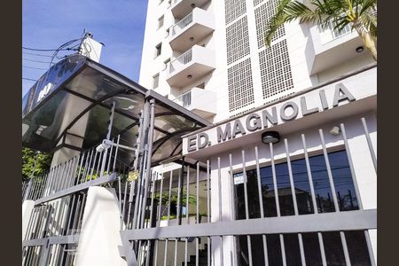 Apartamento para alugar com 55m², 2 quartos e 1 vagaFachada do Condomínio