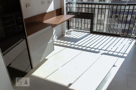 Cozinha de apartamento para alugar com 2 quartos, 58m² em Bela Vista, São Paulo