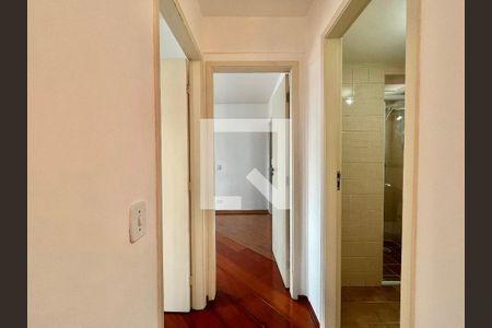 Apartamento para alugar com 63m², 2 quartos e 1 vaga Apartamento para alugar com 63m², 2 quartos e 1 vagaCorredor