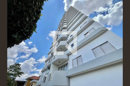 Apartamento para alugar com 63m², 2 quartos e 1 vaga Apartamento para alugar com 63m², 2 quartos e 1 vagaFachada