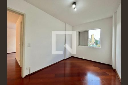 Suite de apartamento para alugar com 2 quartos, 81m² em Chácara Inglesa, São Paulo