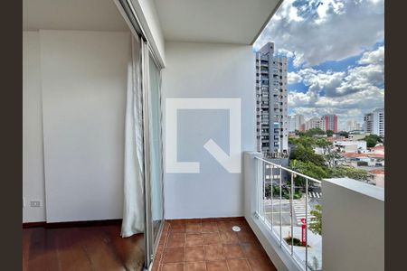 Apartamento para alugar com 63m², 2 quartos e 1 vaga Apartamento para alugar com 63m², 2 quartos e 1 vagaVaranda