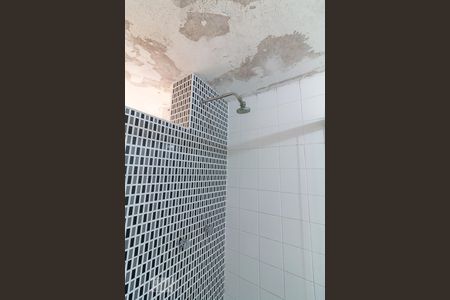 Banheiro - chuveiro de apartamento para alugar com 2 quartos, 70m² em Parque Cecap, Guarulhos