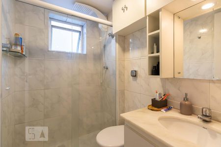 Banheiro de apartamento para alugar com 2 quartos, 60m² em Itaim Bibi, São Paulo