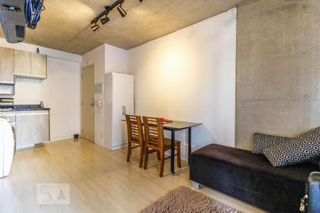 Sala de kitnet/studio para alugar com 1 quarto, 35m² em Santo Amaro, São Paulo