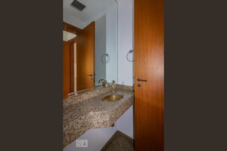 Apartamento à venda com 175m², 4 quartos e 3 vagasLavabo