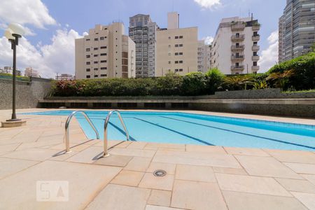 Apartamento à venda com 175m², 4 quartos e 3 vagasÁrea comum - Piscina