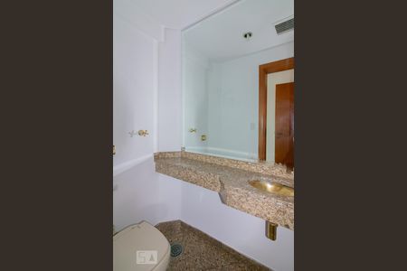 Apartamento à venda com 175m², 4 quartos e 3 vagasLavabo