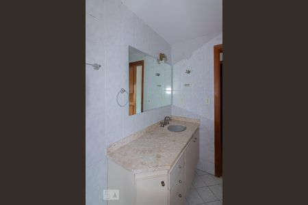 Apartamento à venda com 175m², 4 quartos e 3 vagasBanheiro Suíte 4