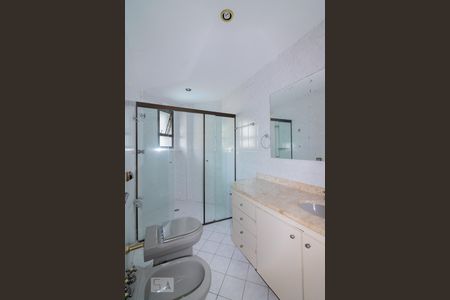 Apartamento à venda com 175m², 4 quartos e 3 vagasBanheiro Suíte 4