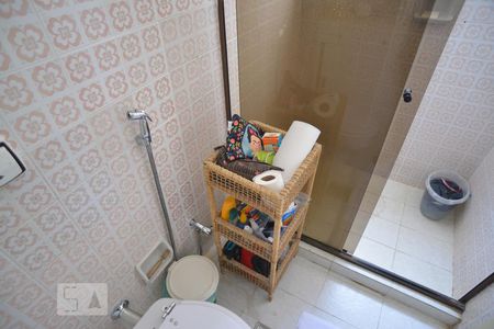 Banheiro de apartamento à venda com 3 quartos, 100m² em Laranjeiras, Rio de Janeiro