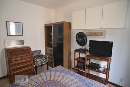 Apartamento à venda com 100m², 3 quartos e 1 vagaQuarto 2 