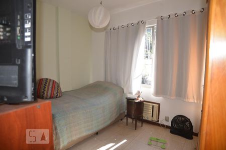 Quarto 1 de apartamento à venda com 3 quartos, 100m² em Laranjeiras, Rio de Janeiro