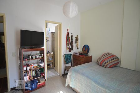 Quarto 1 de apartamento à venda com 3 quartos, 100m² em Laranjeiras, Rio de Janeiro